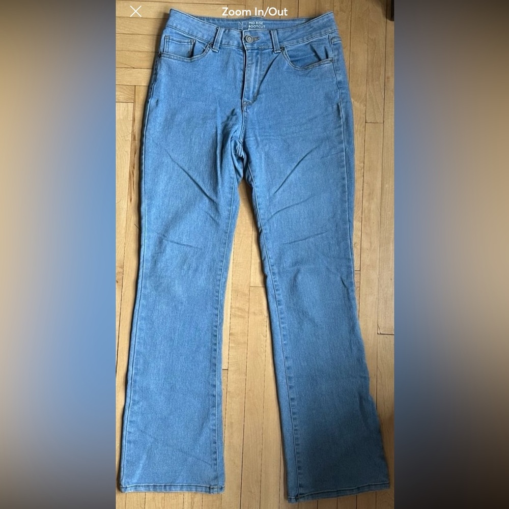 Bootcut Jeans - Picture 2 of 4